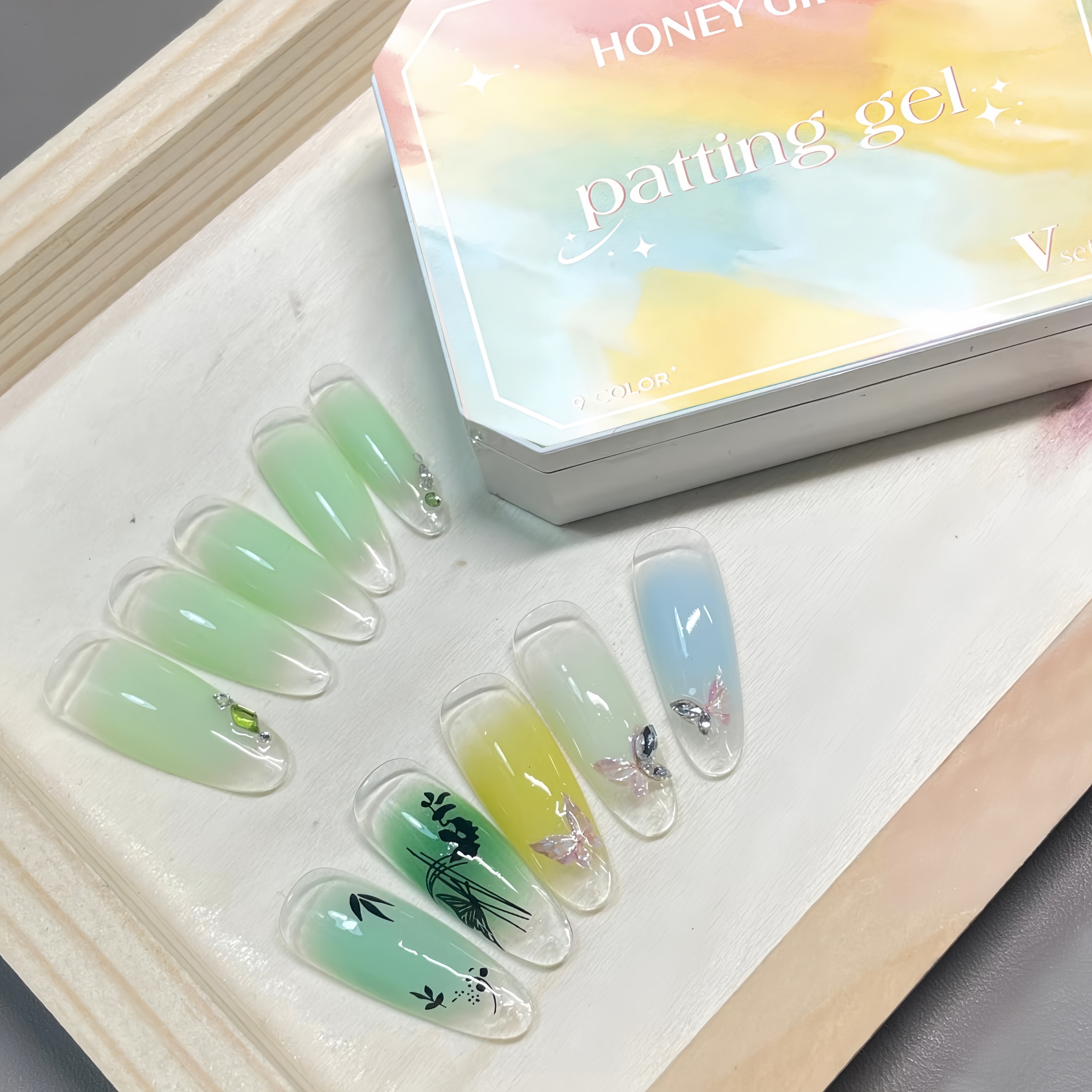 9-color solid nail polish,Bean - огляд і ціна Resin Art Gel