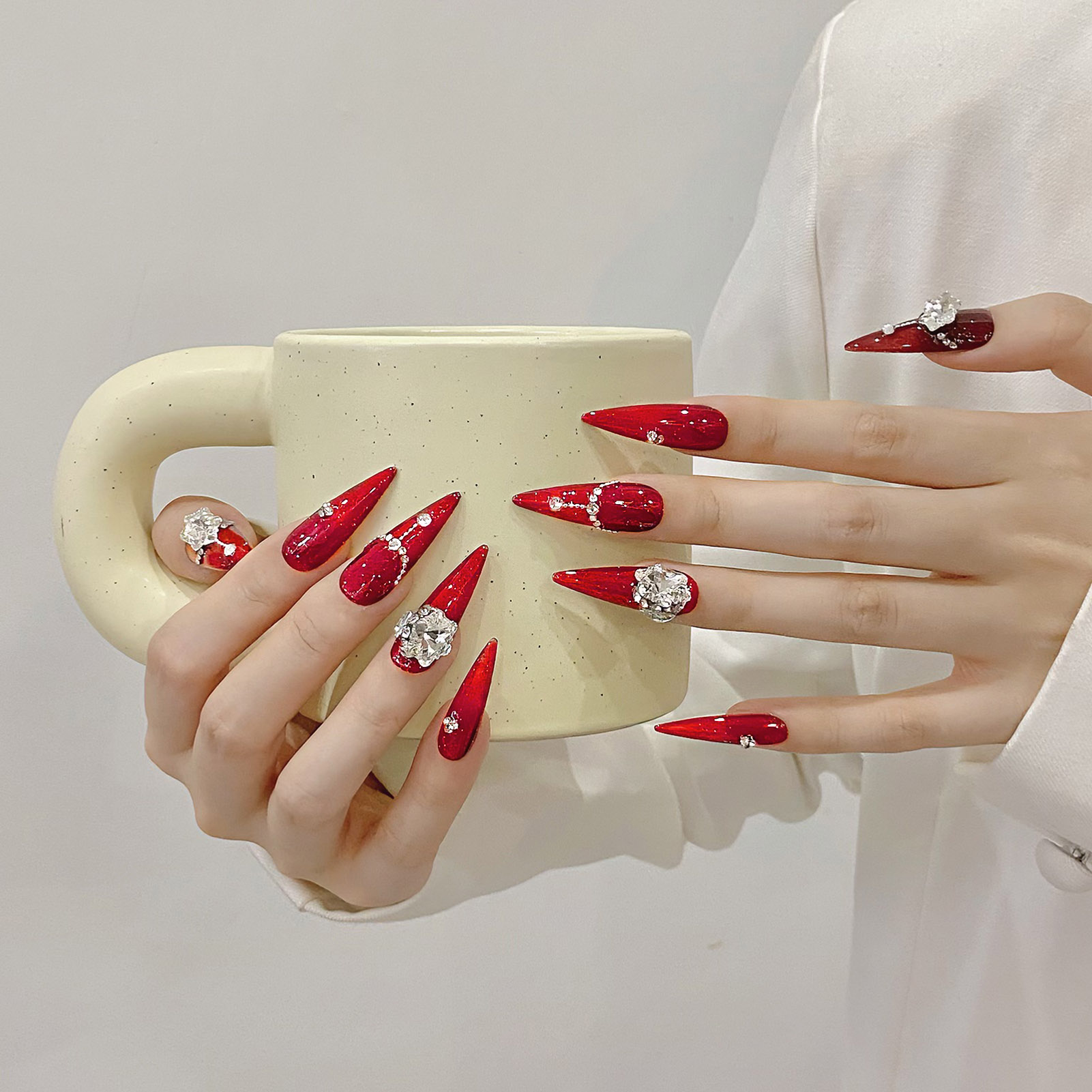 10pcs Handmade Red False Nails - огляд і ціна Resin Art Flower
