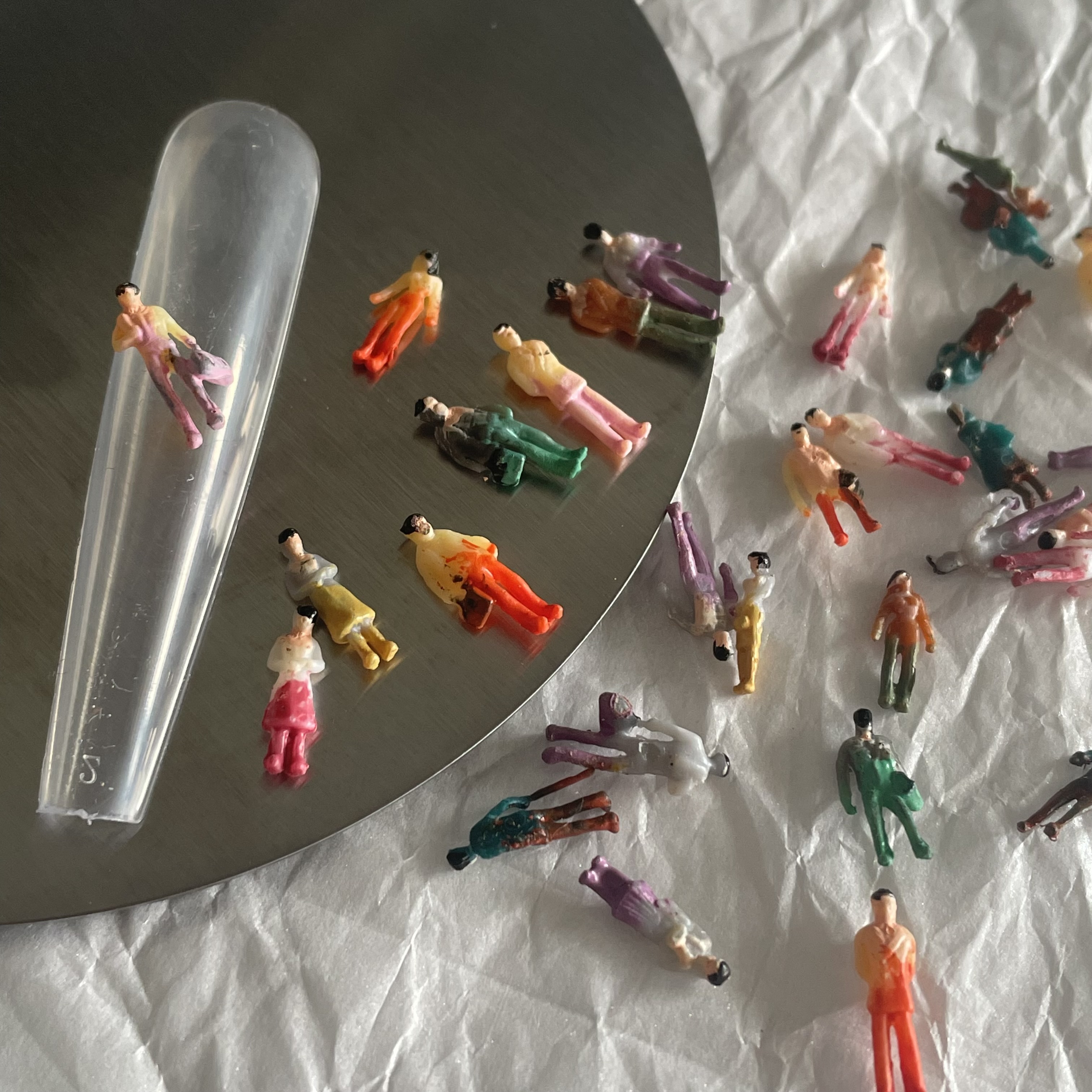 100pcs Wholesale Anime Worker  - огляд і ціна Resin Art Design Images