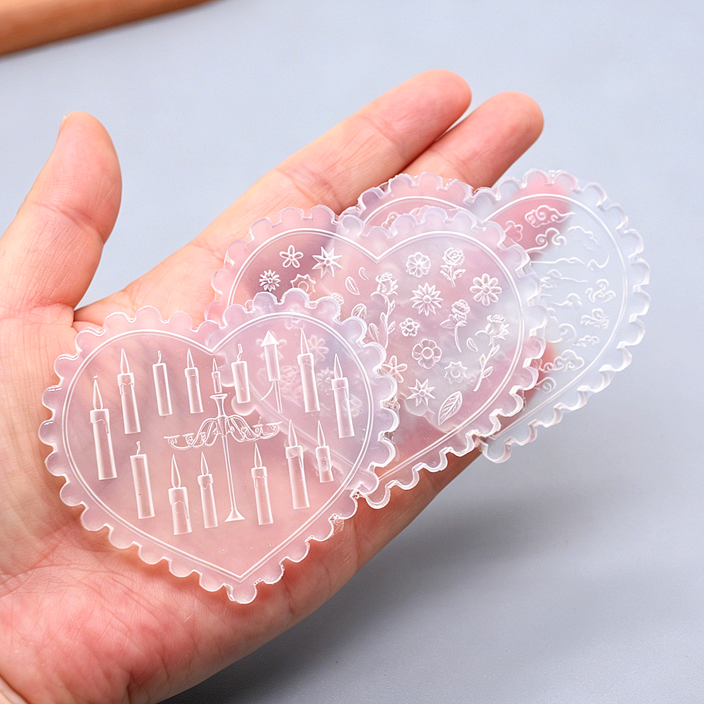 Mini Silicone Mold, Flower Clo - огляд і ціна Resin Art And Design