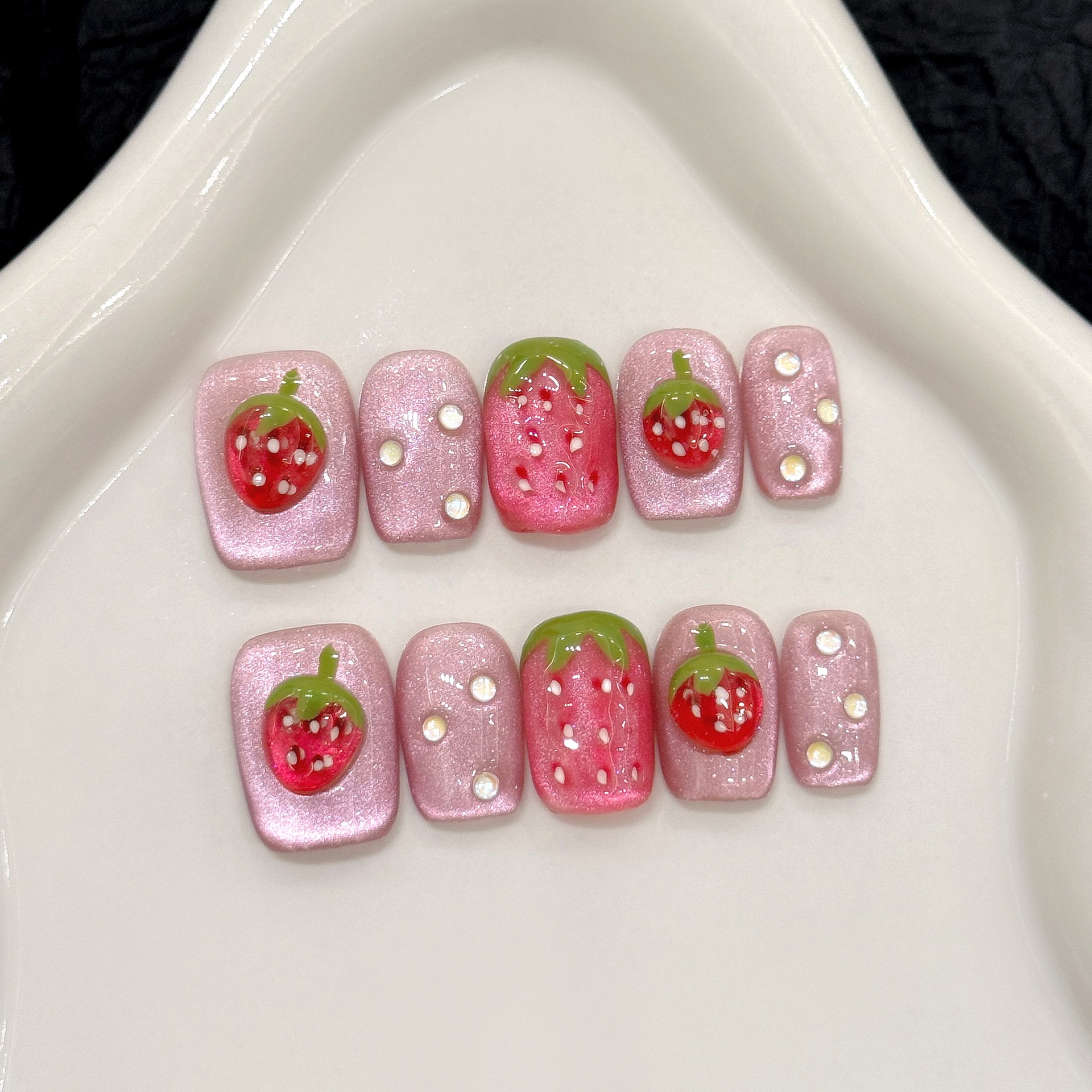 10pcs Cute Red Strawberry Pres - огляд і ціна Resin Art Flower