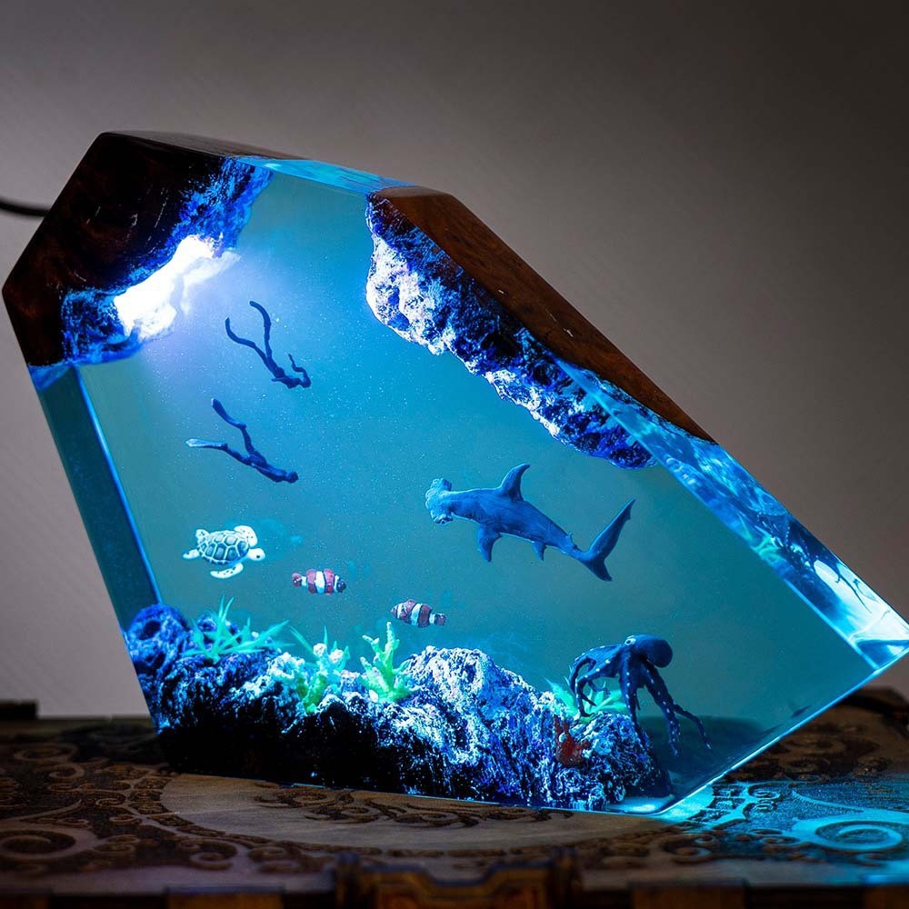 Sea View Micro Humpback Whale  - огляд і ціна Resin Art Underwater